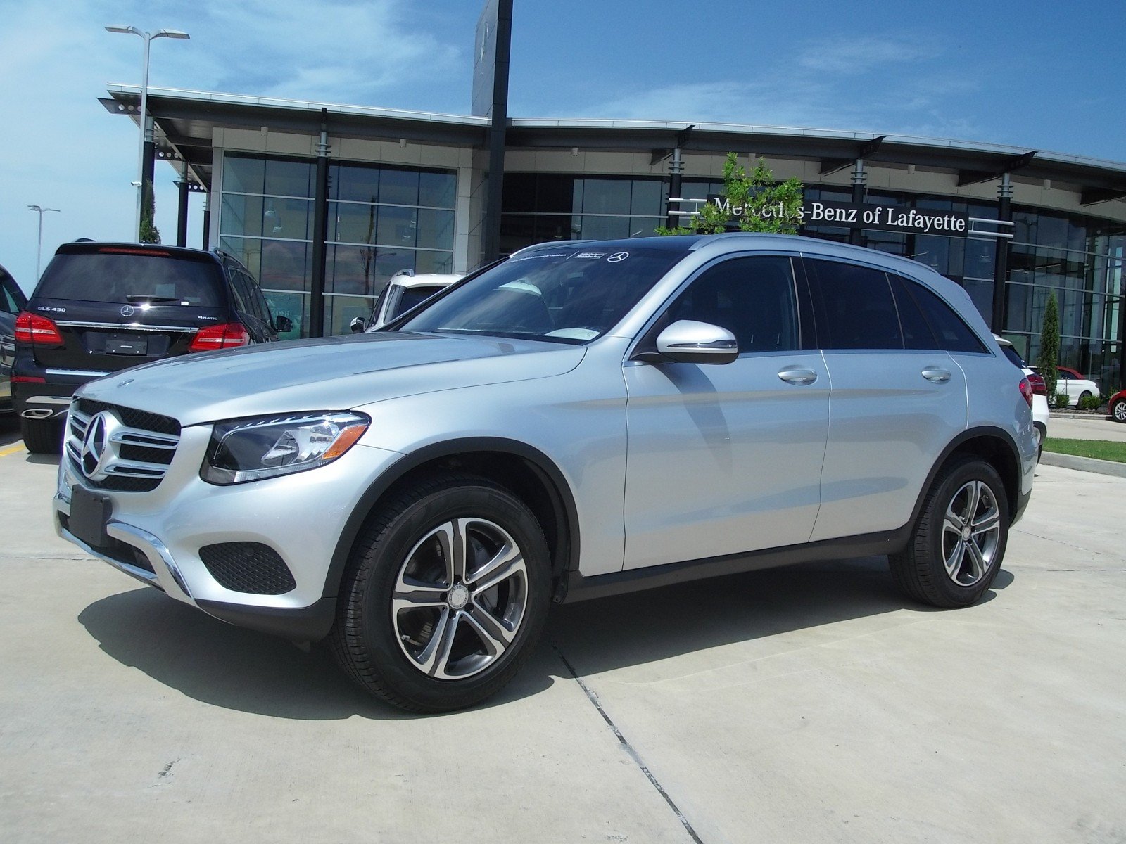 Certified Pre Owned 2017 Mercedes Benz Glc 300 Rwd Suv